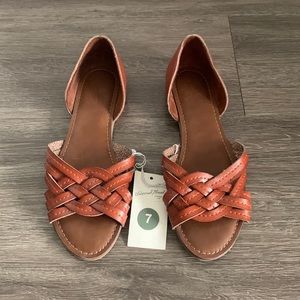 Brown Sandals size 7 NWT
